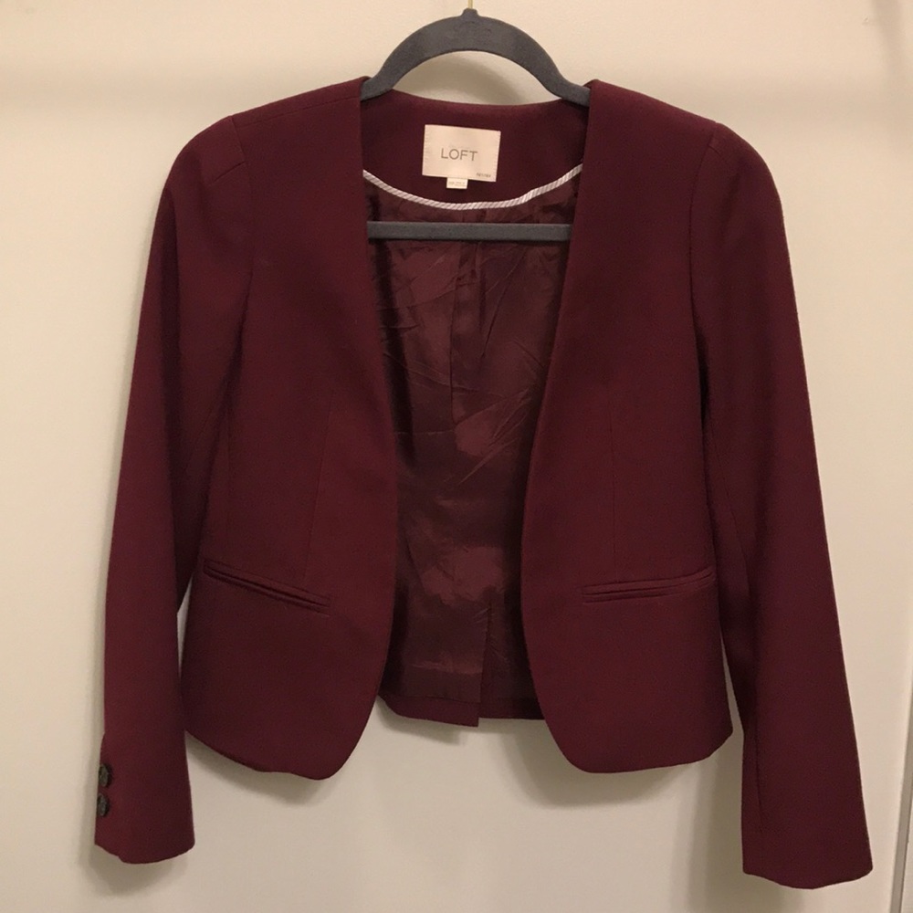Ann Taylor Loft Burgundy Blazer Size: 00 Petites